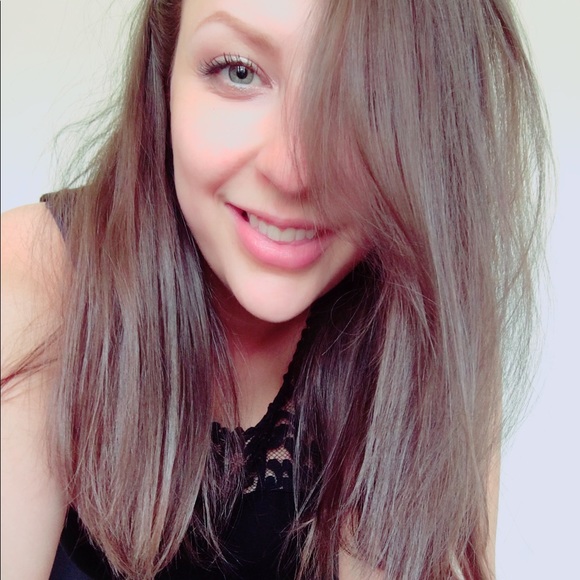 Clothes, Shoes, Bags, Jewelry, Decor, Art - Picture 1 of 5